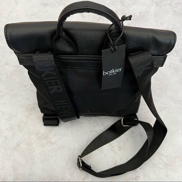 NWT BOTKIER New York Trigger Nylon Backpack Black Flap Travel Campus Bag main image 11